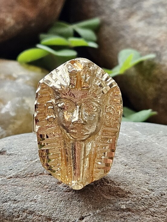 Jewelry - Vintage Solid 14k Yellow Gold Egytian King Tut Pharaoh Signet Statement Ring